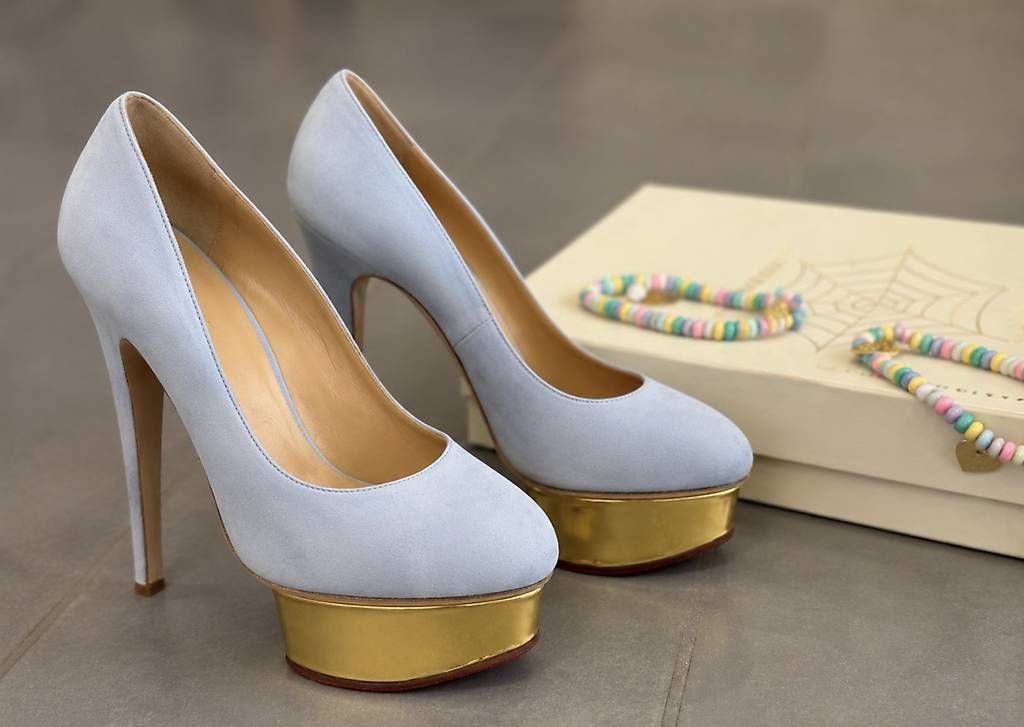 Scarpe da donna: Scarpe da donna  – Usato da Ruvigliana venduto da aig_p7fj