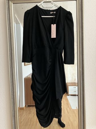 Neu gaile Stretch Kleid asymmetrisch gr. S 34/36