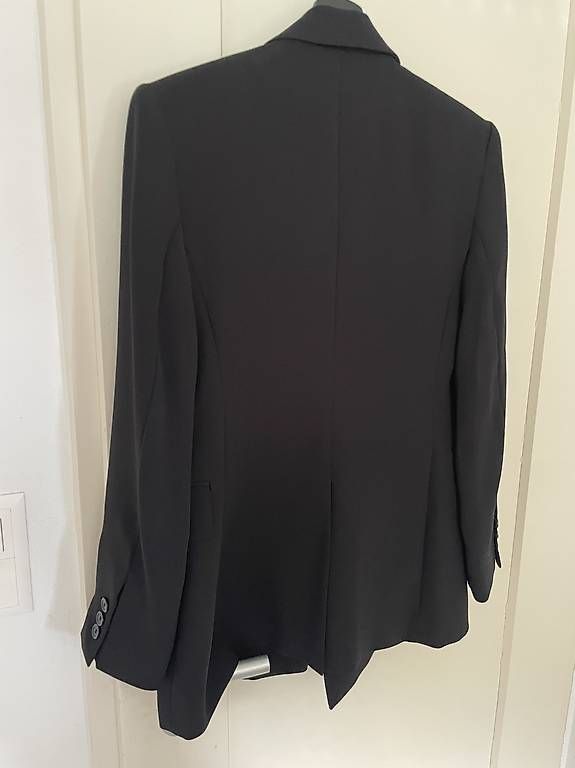 Mango Giacche: Blazer Mango schwarz – Usato da Niederurnen venduto da sabakx 1