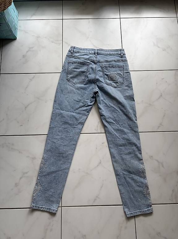 Jeans: Chicorée Premium Jeans  – Gebraucht aus Fahrwangen von ste_v7sm