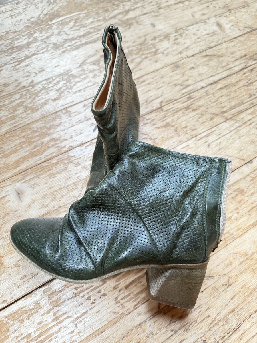 Damenschuhe: Stiefelette von Sorgente – Gebraucht aus Donat von troja007 1