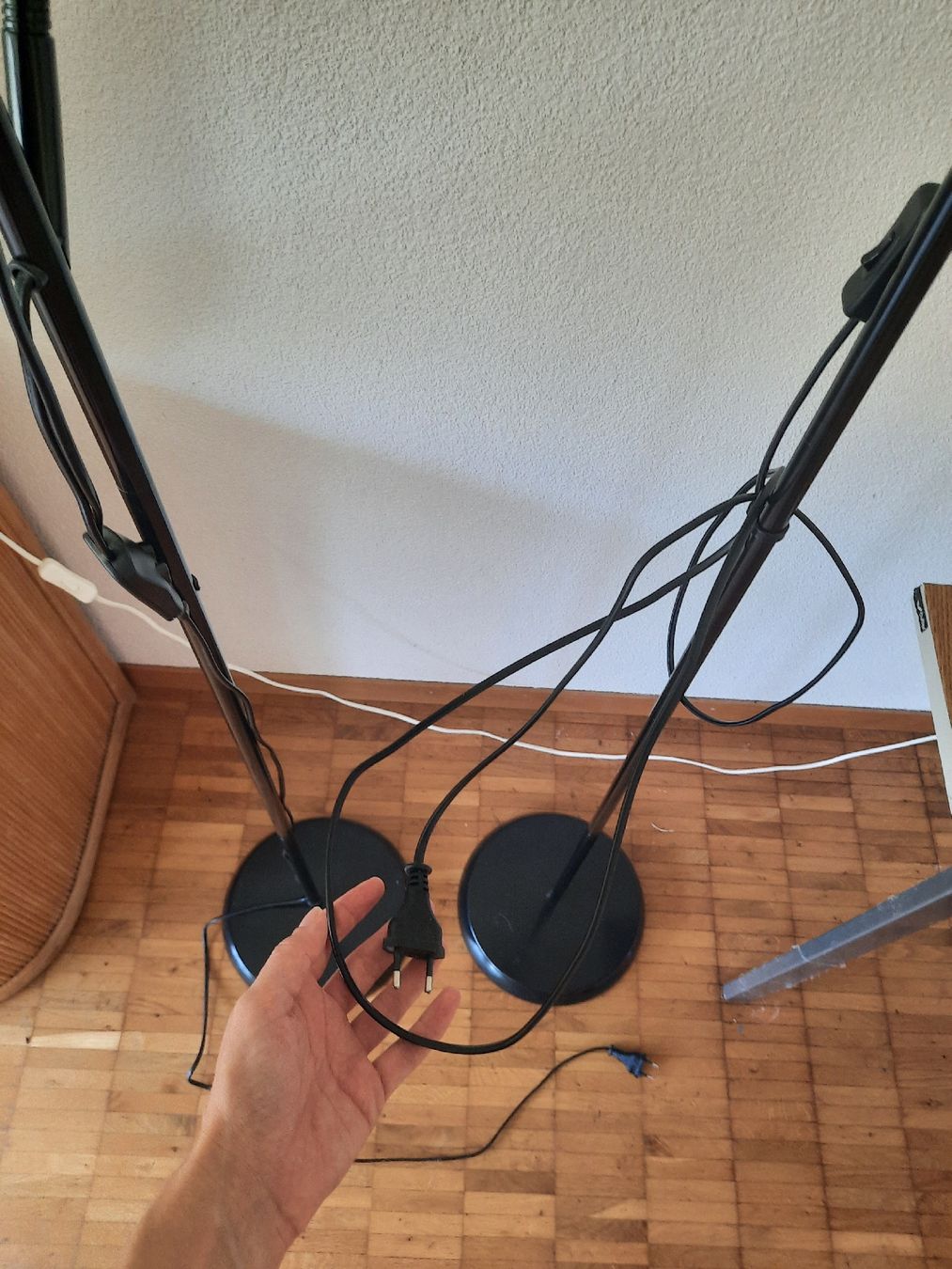 Lampade: 2 Stehlampen zu verschenken – Usato da Rapperswil SG venduto da iri_5fvz 2