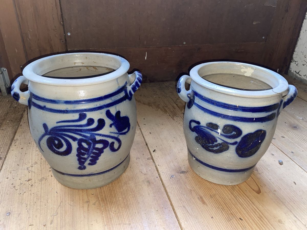 Vasi per fiori: Vintage Blumentöpfe mit Ohren – Usato da Ittenthal venduto da Lorinakuprecht0