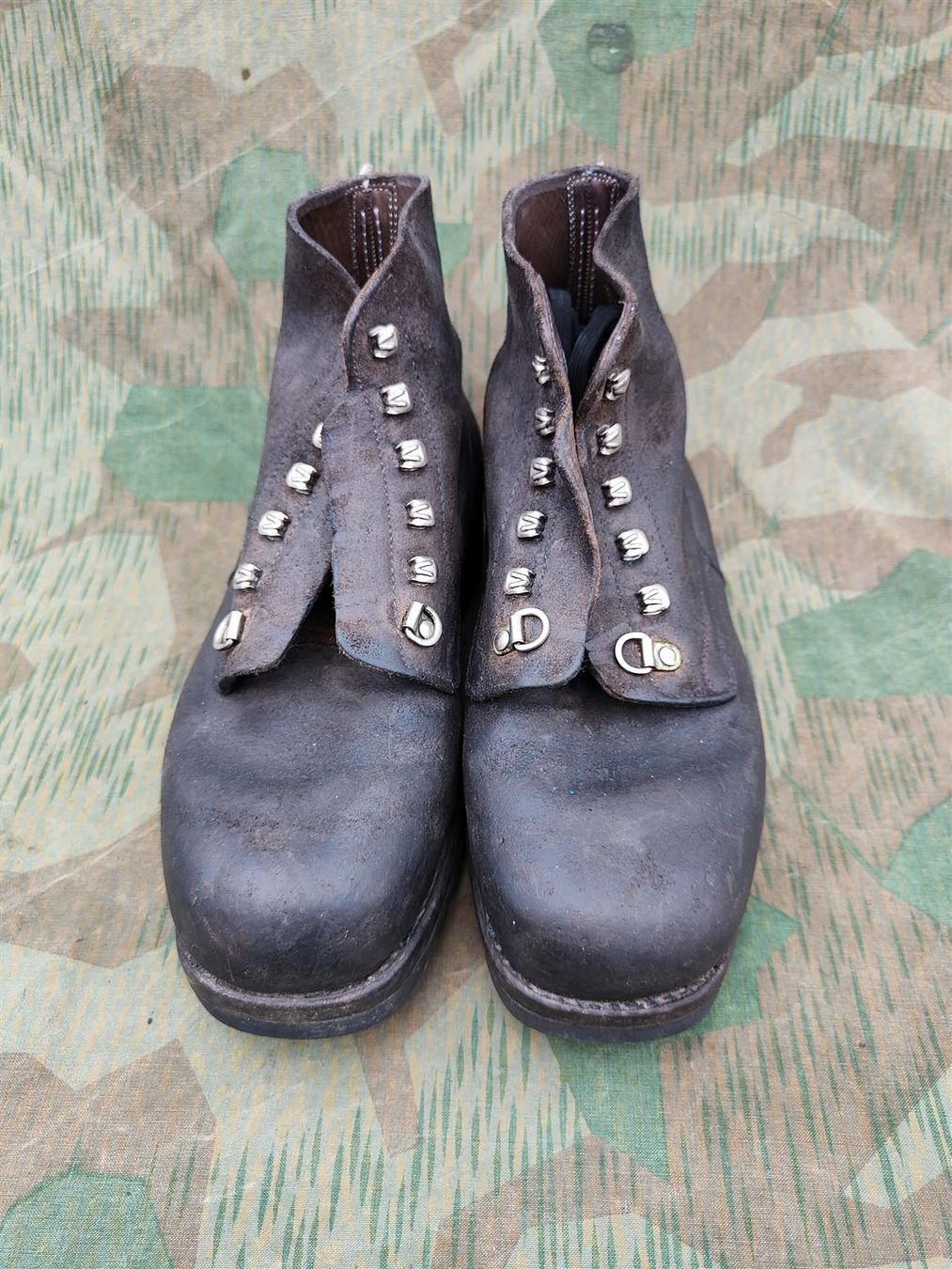 Scarpe da donna: Bergschuhe Mod. 1970, Grösse 26.5 6 – Usato da Bauma venduto da SwissMilitaria 1