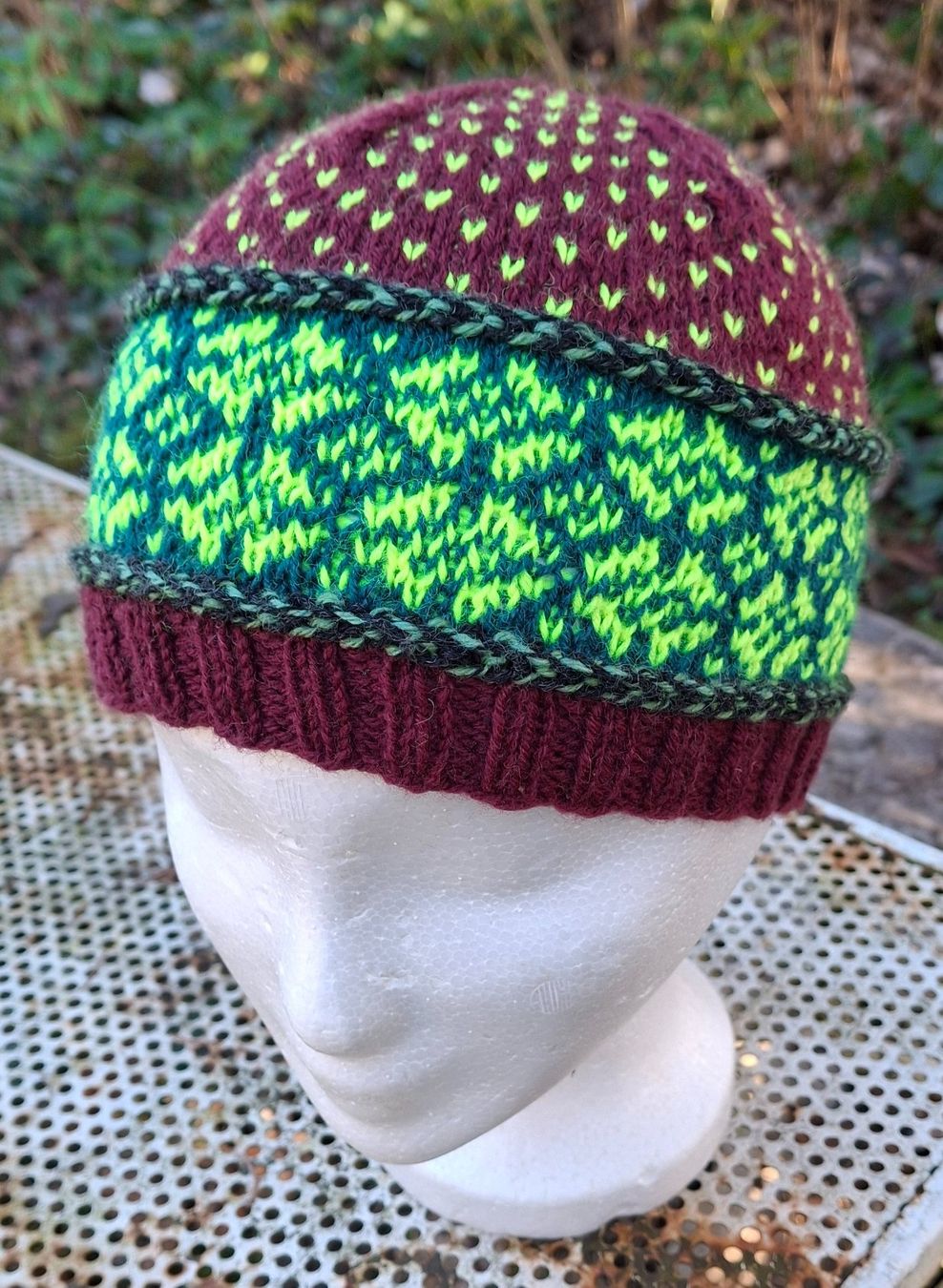 Sonstige Jungenkleidung: Mütze "Rotkäppchen2"   handgestrickt   NEU – Neu (gemäss Beschreibung) aus Langenthal von Handstrick 3