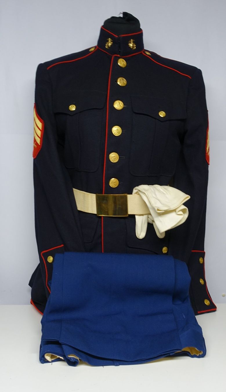 Uniformi: US Marine Corps Uniform Jacke Hose Gürtel Sergeant – Usato da Kappelen venduto da Marmoe