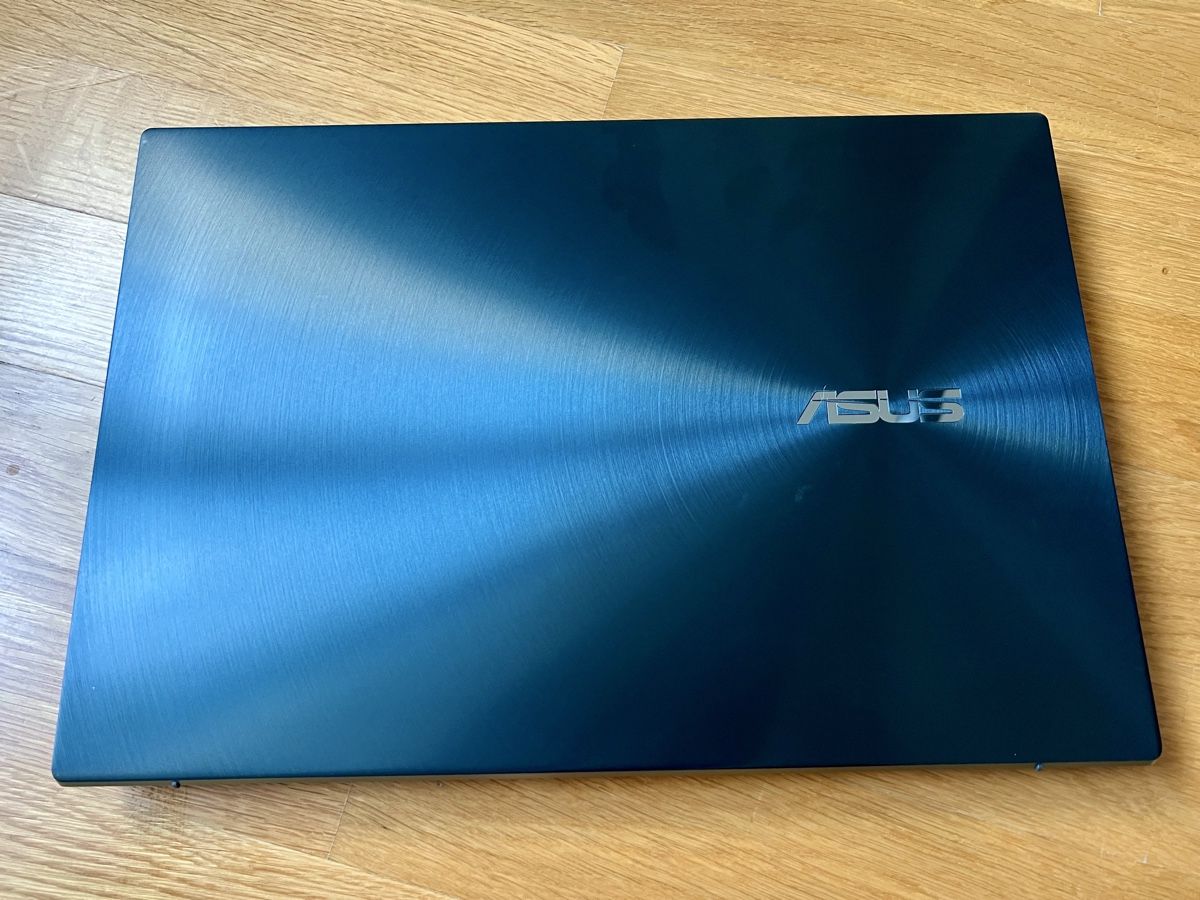 Asus Notebook: ASUS ZenBook Pro Duo – Usato da Mumpf venduto da Les.fleur.du.mal 1