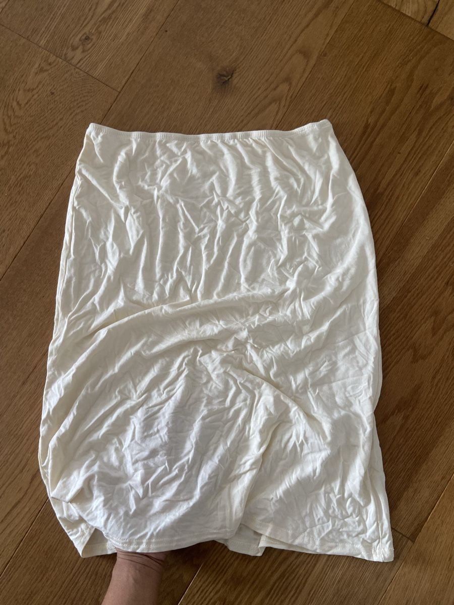 Jupes: White midi skirt – Neuf (Voir description) à Walchwil par ann_ckz6 1