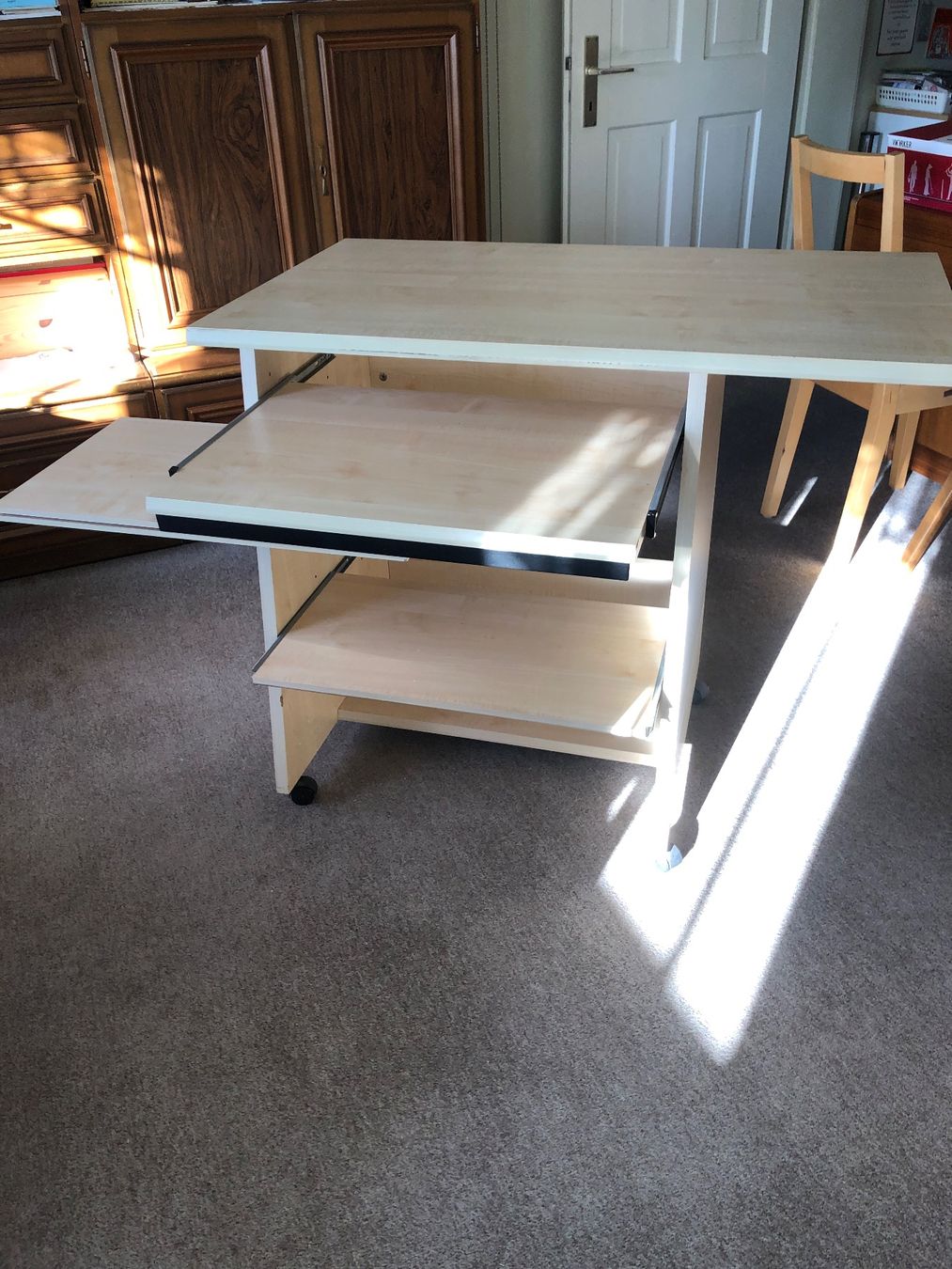Schreibtische: Schreibtisch – Gebraucht aus Gais von ely_92zr 1