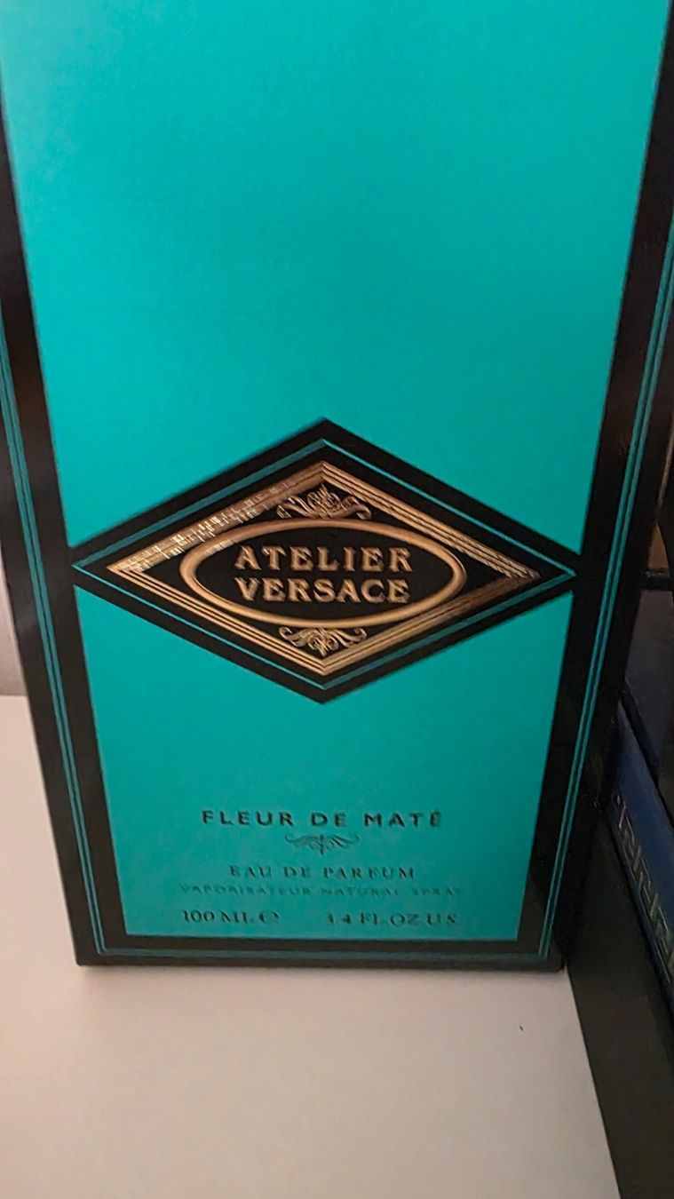 Versace Parfums & Eau de Toilette: Fleur de Maté – Atelier Versace  – D'occasion à Lausanne par Andonia 5