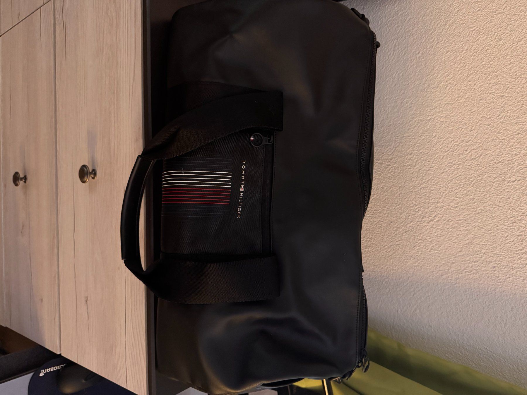 Tommy Hilfiger Borse: Hilfiger Reisetasche – Usato da Bülach venduto da Himmel7