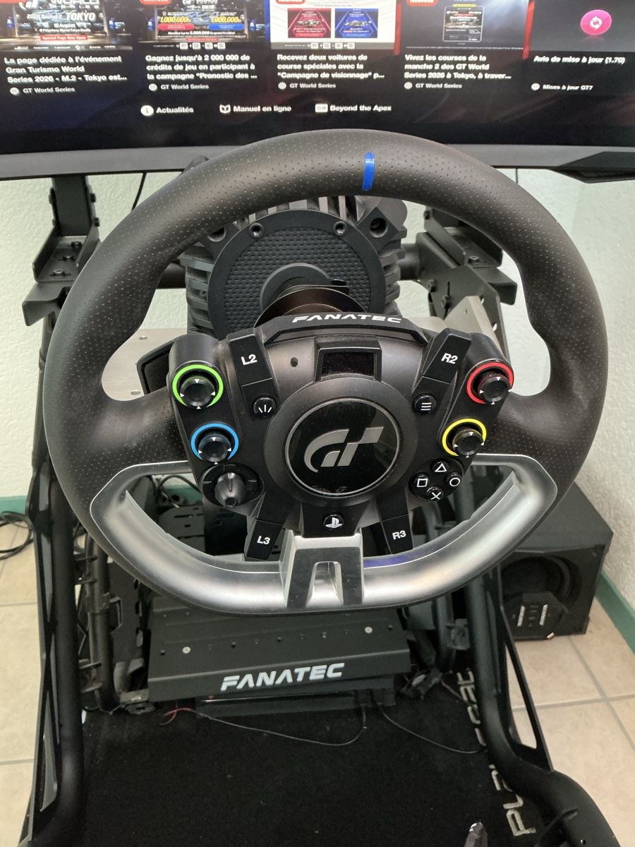 Fanatec Console: SIM Racing Playseat Fanatec – Usato da Courtételle venduto da Kinetic 1