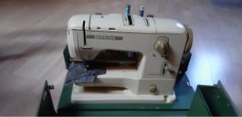 Bernina Record 730 Nähmaschine mit viel Originalzubehör
