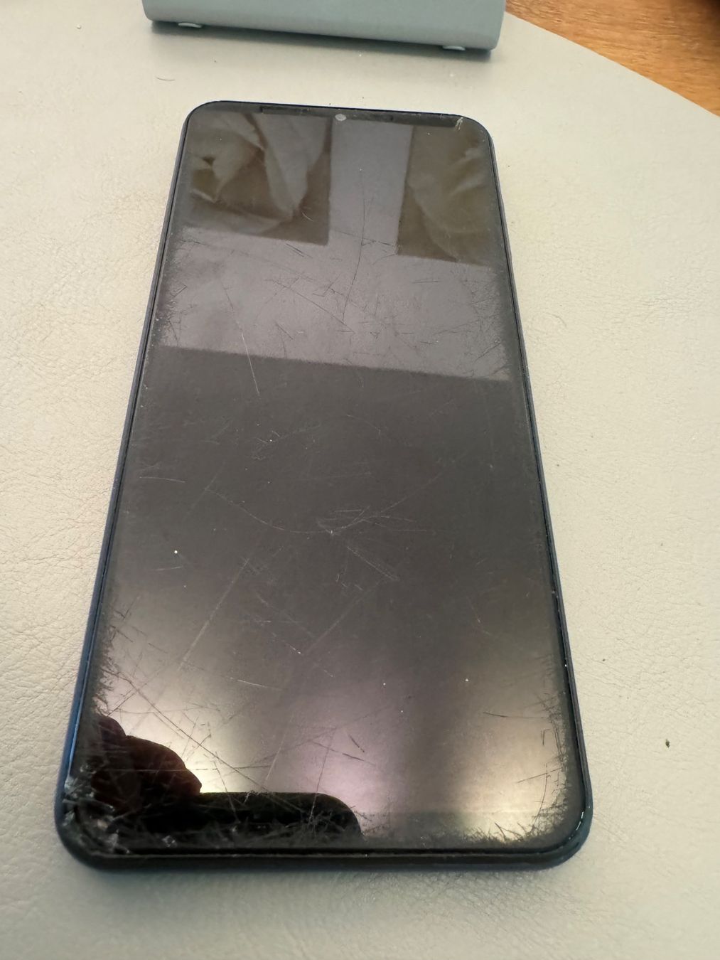 Samsung Handys / Smartphones: Samsung Galaxy A13 5G – Defekt aus Adliswil von Busys