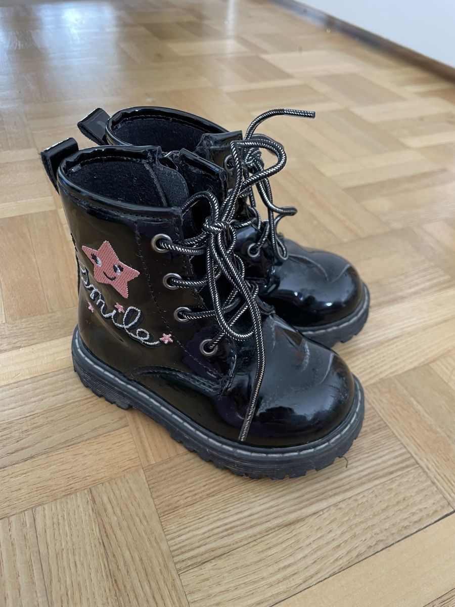 Schuhe für Jungen: Kleinkind  Herbst-/ Winterboots – Gebraucht aus Basel von ste_jr9g