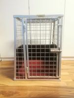 Hundebox mit Notausstieg Stöckli Transportbox Autobox