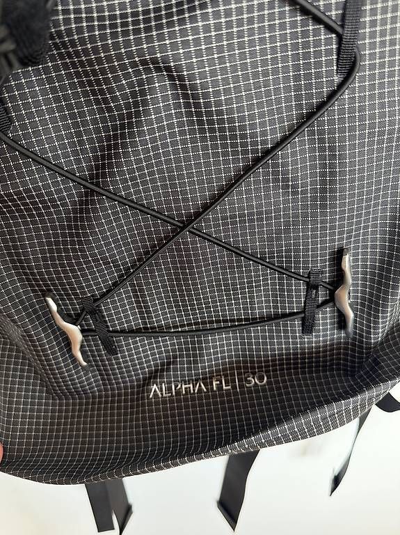Arcteryx Rucksäcke: Arc'teryx Alpha FL 30 Rucksack NEU – Neu und originalverpackt aus Zürich von ljjud 1