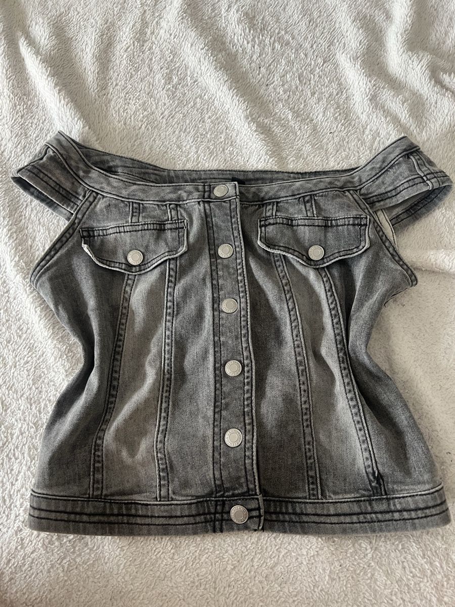 Jeans: Jeans Top grau – D'occasion à Birsfelden par kik_qtt8