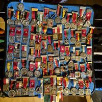 Lot an Schützenmedaillen und Münzen