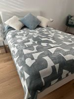Hoch- und neuwertiges Bett (120 x 200) inkl. Lattenrost