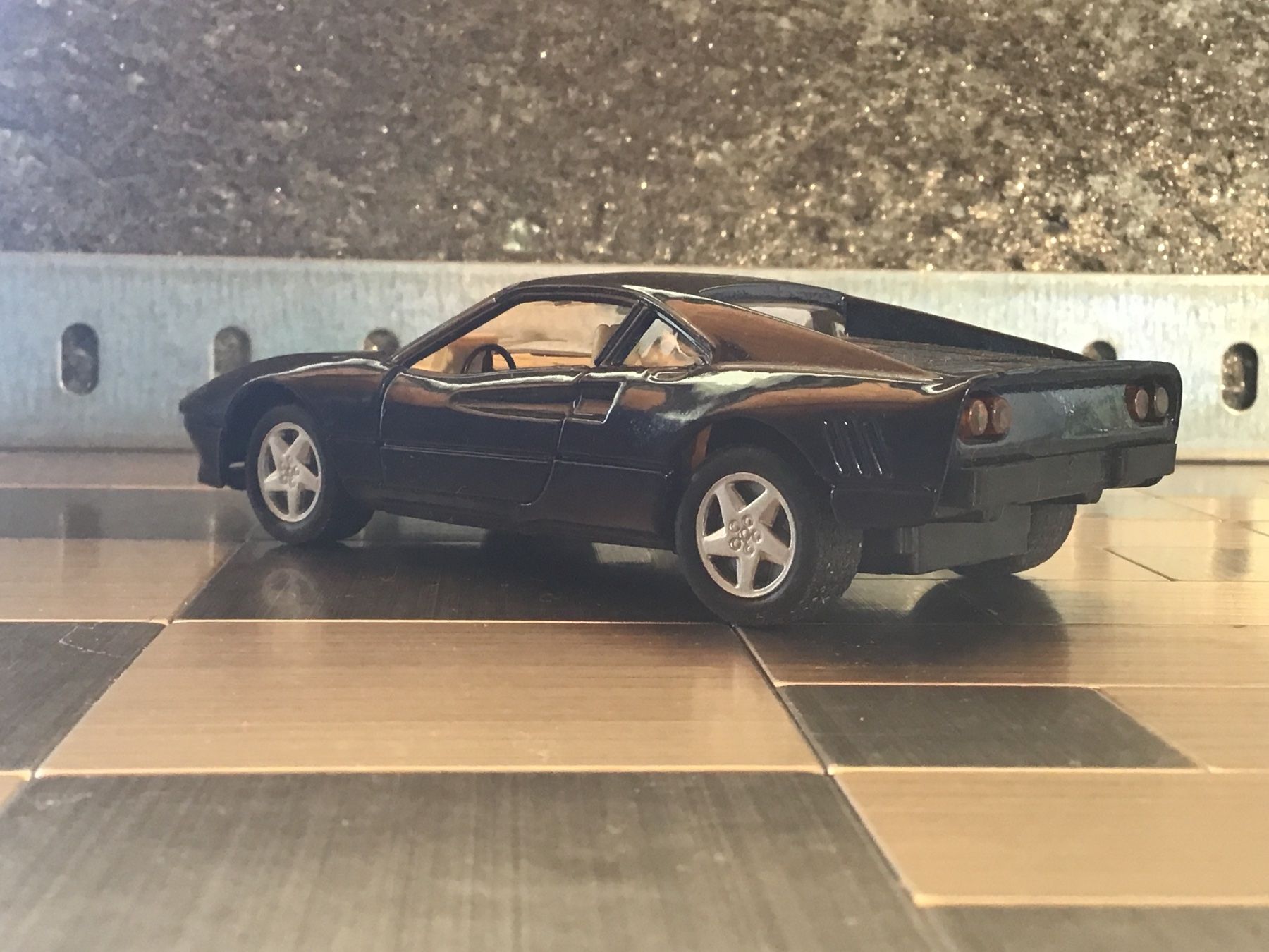 Ferrari Modellini d'auto: COLLEZIONE FERRARI 288GTO – Usato da Männedorf venduto da Spezial-Modelle