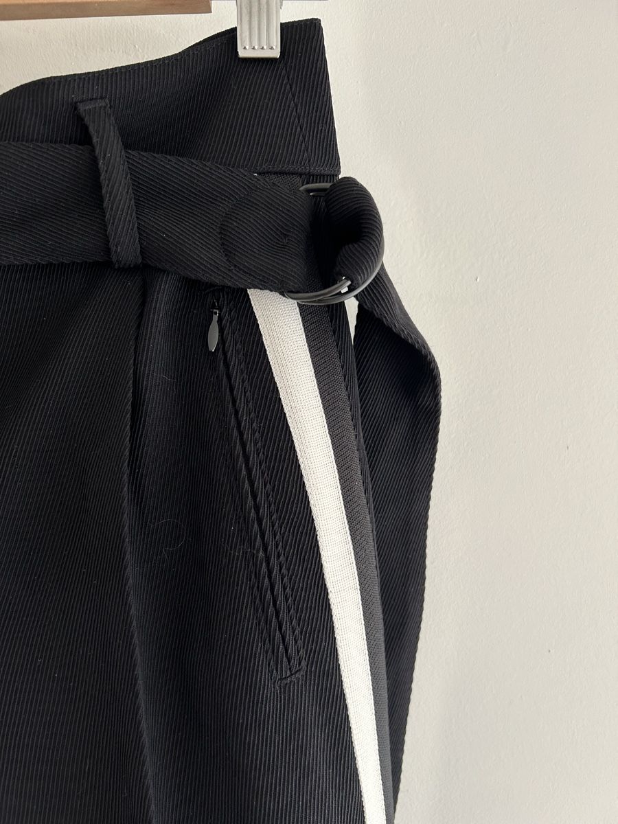 Akris Hosen: Great side striped wool pants Akris Punto – Neu (gemäss Beschreibung) aus Sankt Gallen von DDDAAA 1