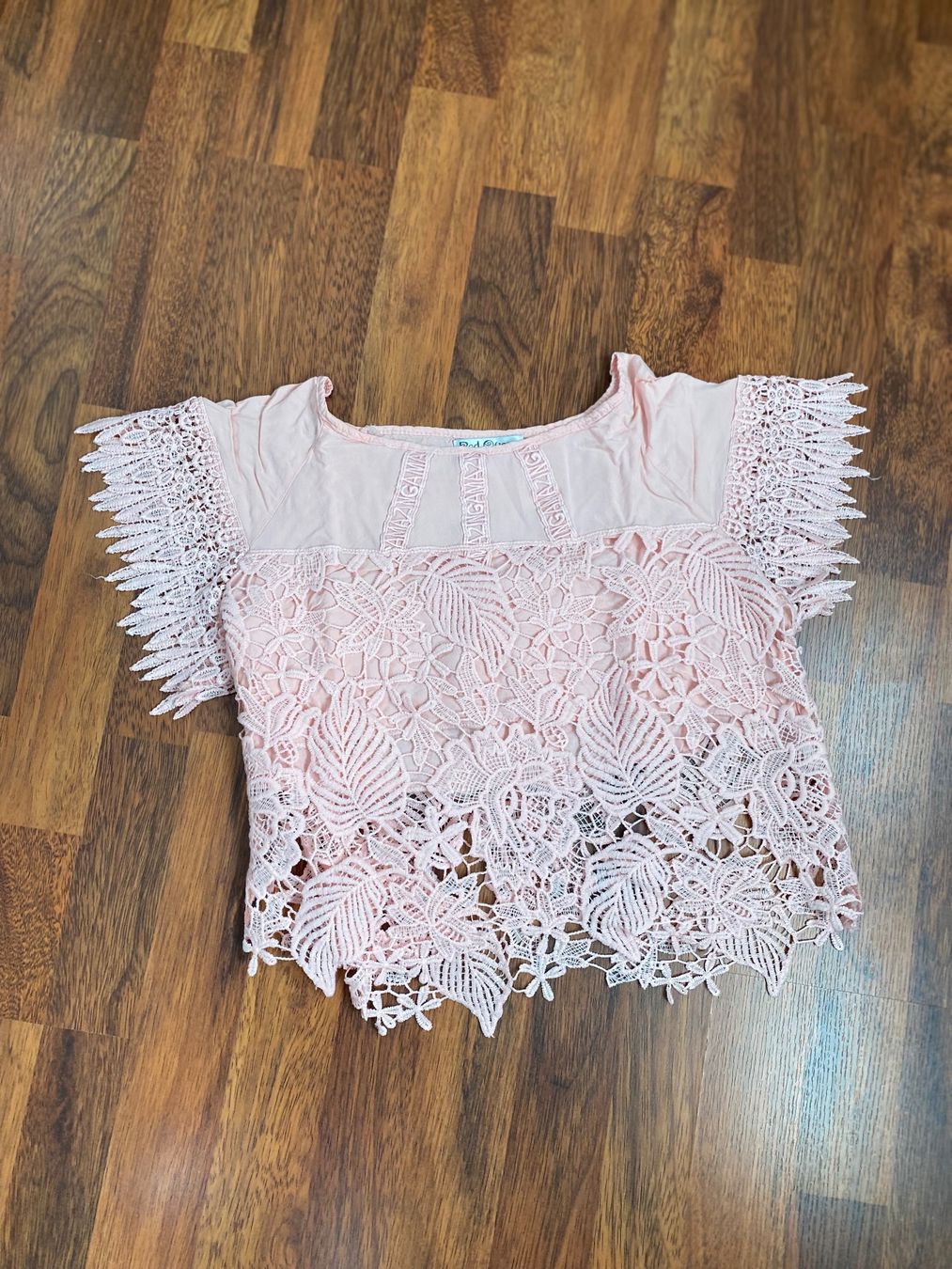 Tops: Rosa Top mit Spitzen – Gebraucht aus Stadel b. Niederglatt von sandart 1