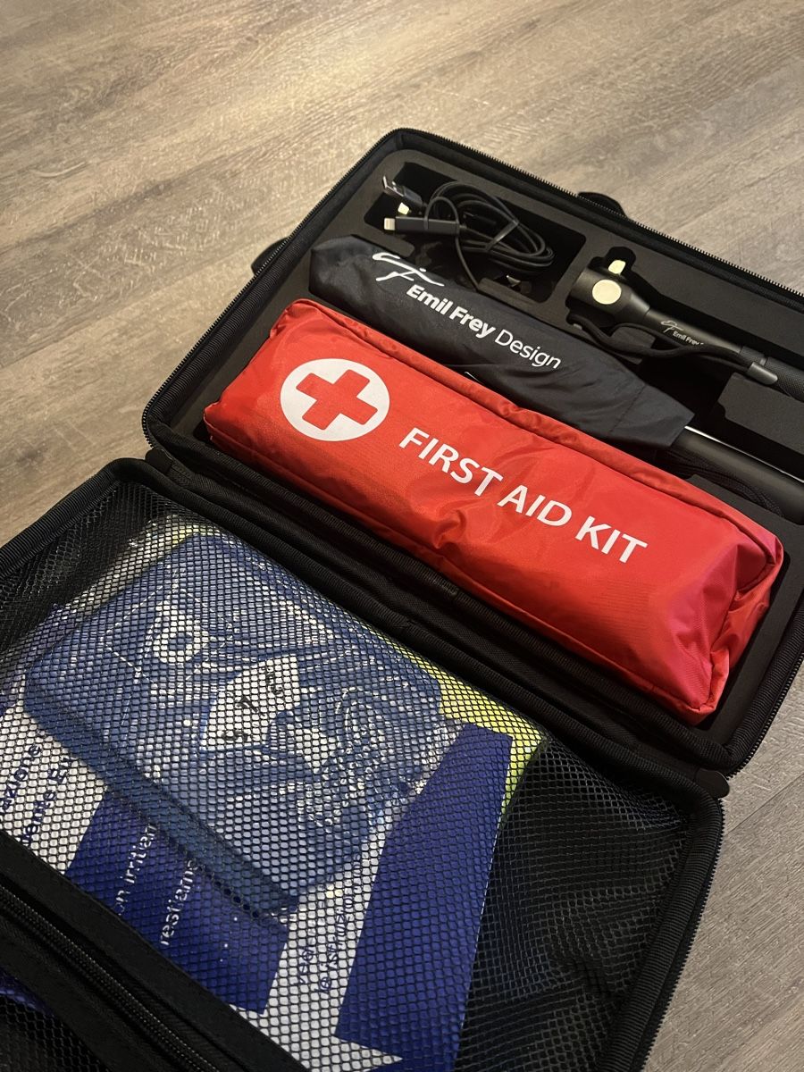 Kit di pronto soccorso: First aid kit auto – Nuovo e nell'imballaggio originale da Davesco-Soragno venduto da Marti3011
