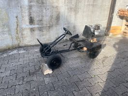 Selbst gebautes Motorisiertes Go Kart