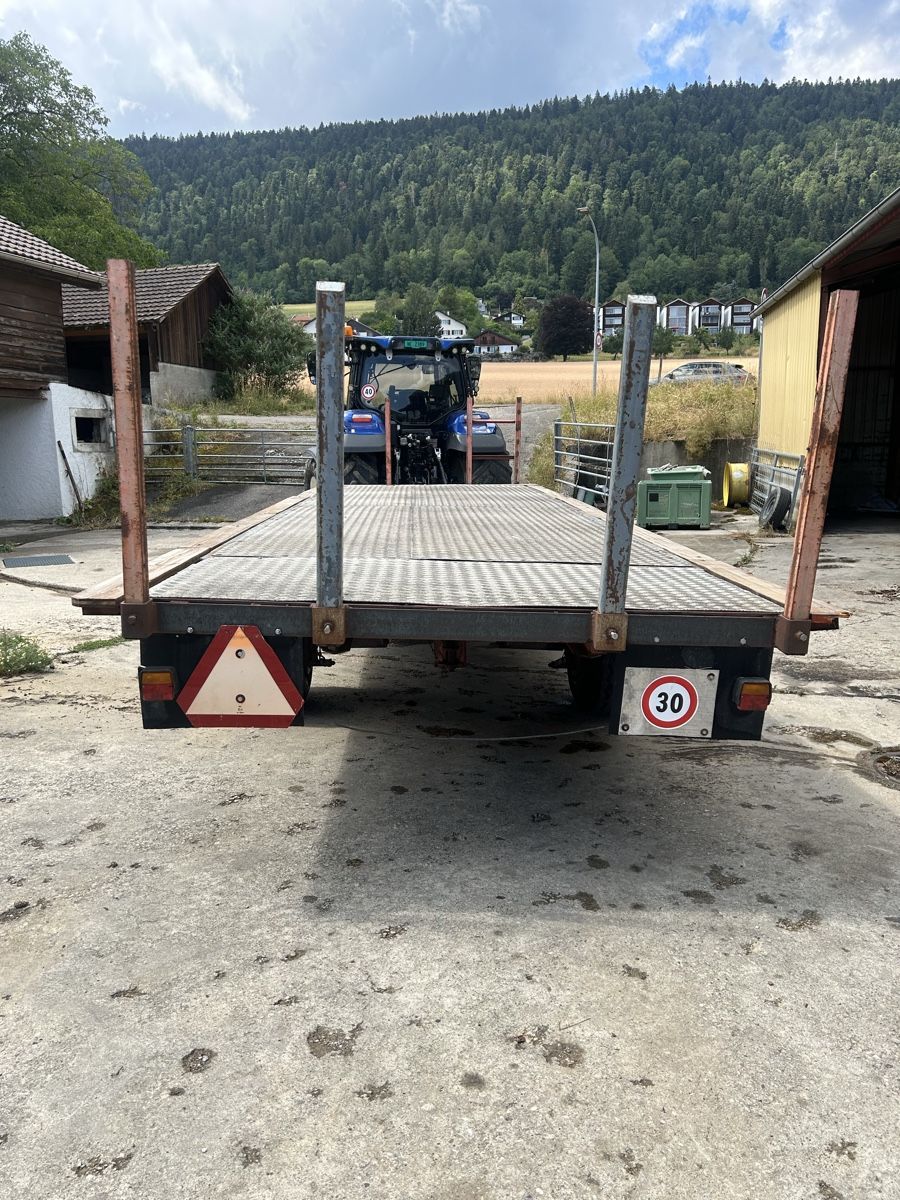 Rimorchi: Char Neuhaus – Usato da Chézard-St-Martin venduto da salut02 2