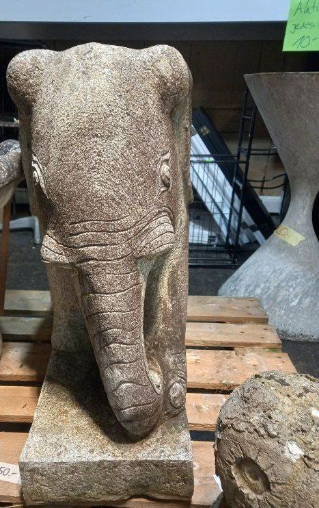 Statuette: Elefant aus Granitstein – Usato da Dotnacht venduto da mai_8m6m 2