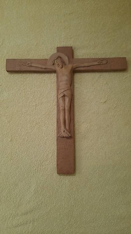 Statuette: Jesuskreuz Handgeschnitzt – Usato da Giswil venduto da aethra