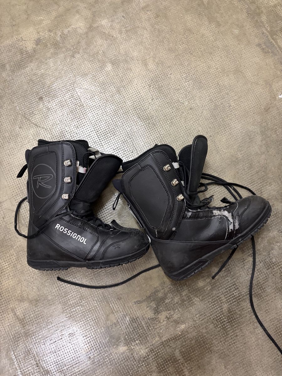 Rossignol Herrenschuhe: Snowboard shoes 27.5/9.5 – Gebraucht aus Ecublens VD von Dusha 4