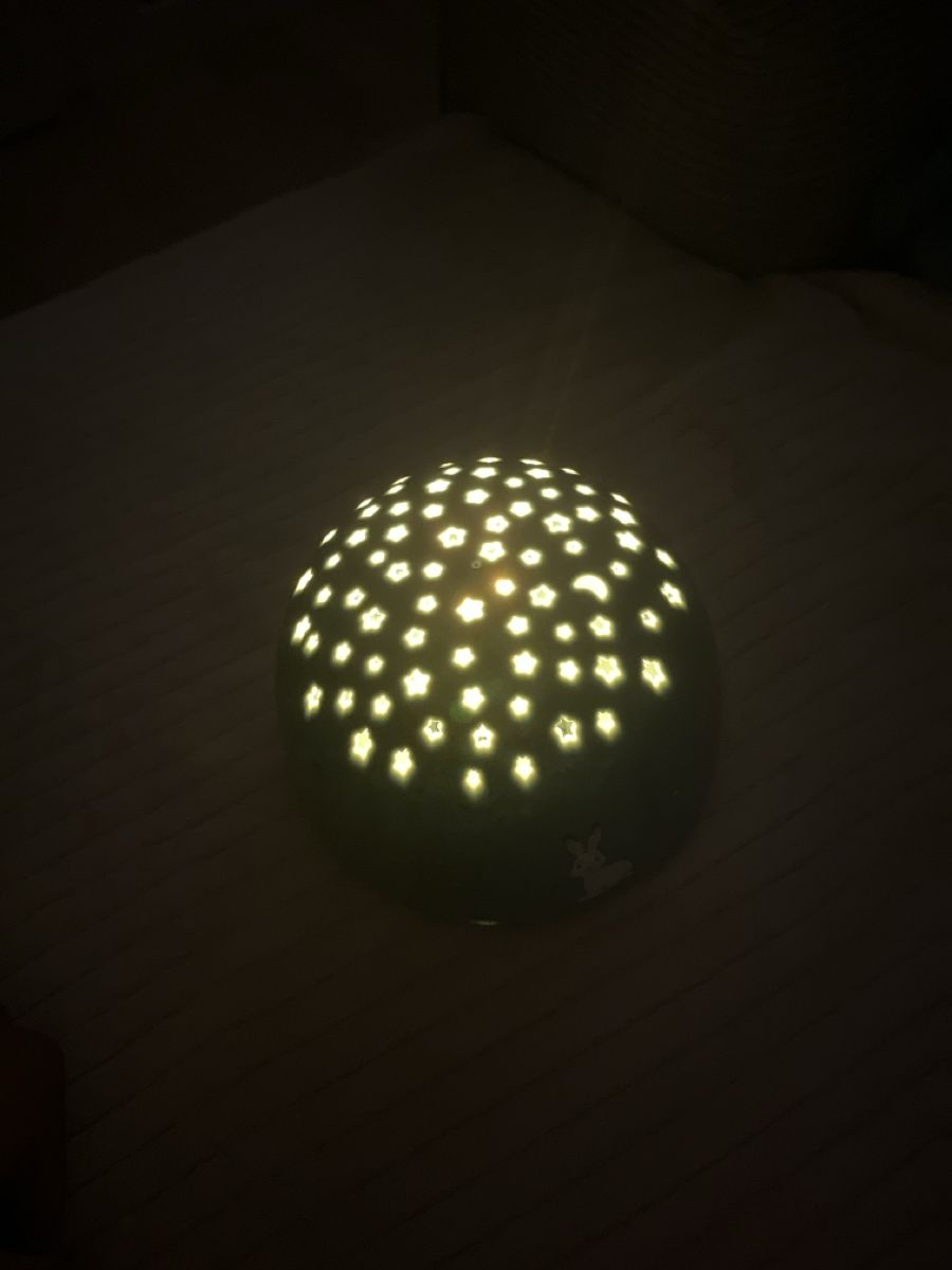 Proiettori: Nightlight projector with night sky pattern new in box – Nuovo (secondo la descrizione) da Aesch BL venduto da mar_8vgc 6