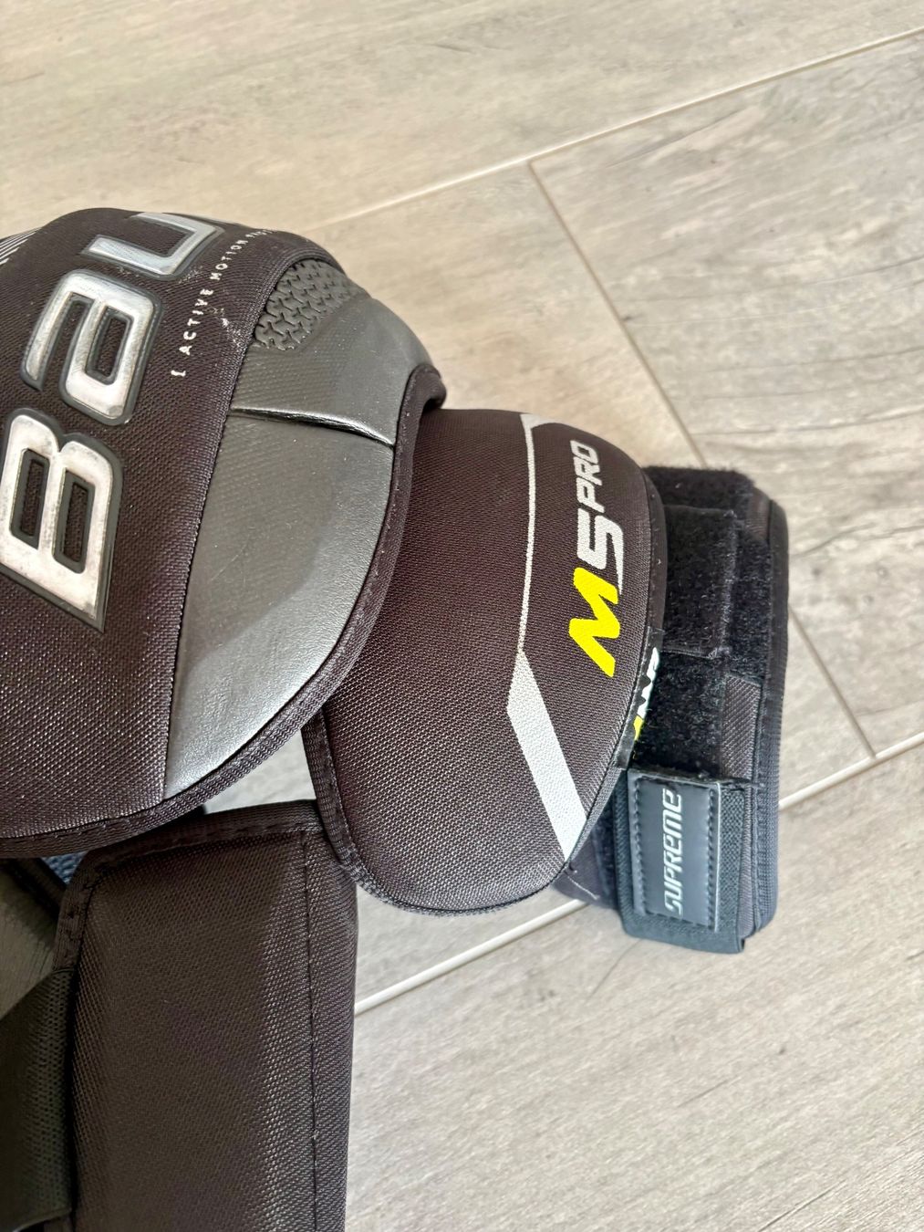 Bauer Schutz & Schoner: Bauer Supreme S M5PRO Torso Schoner Grösse L – Gebraucht aus Lufingen von Fluripondia 3