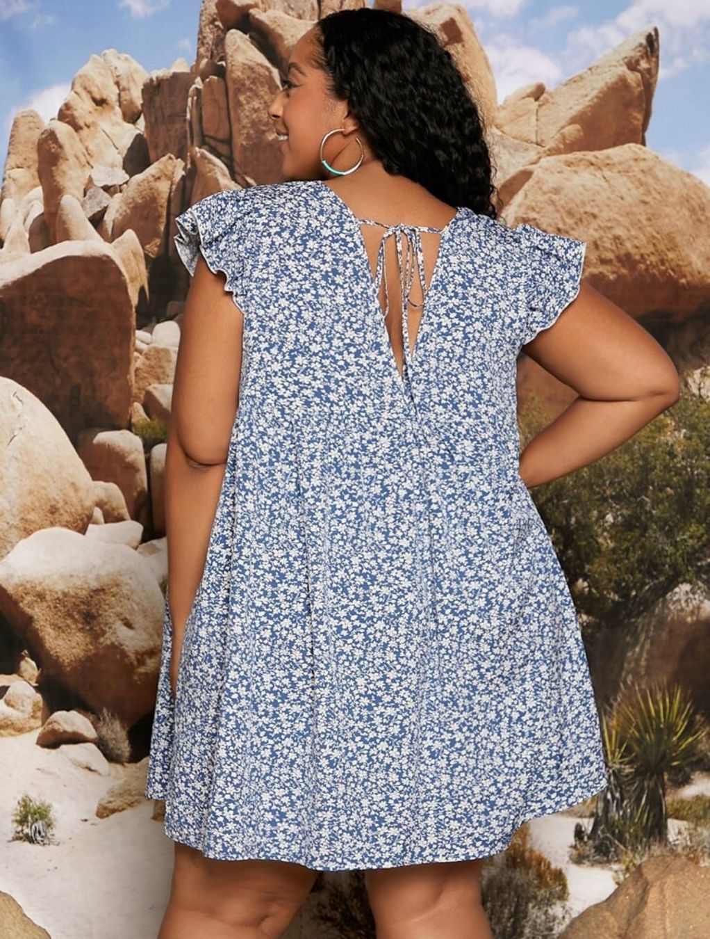 Shein Kleider: Blumenkleid blau / weiss Gr. 54 / 56 – Gebraucht aus Pratteln von a23_j2gs 1