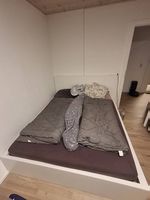 Ikea Bett + Matratze