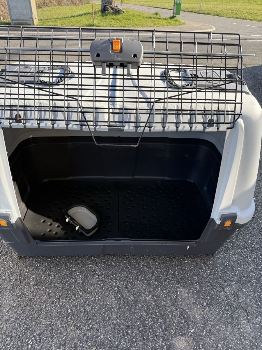 Käfige, Transport & Sicherheit: AniOne Auto-Transportbox Grösse M – Gebraucht aus Schindellegi von Meli_st 2