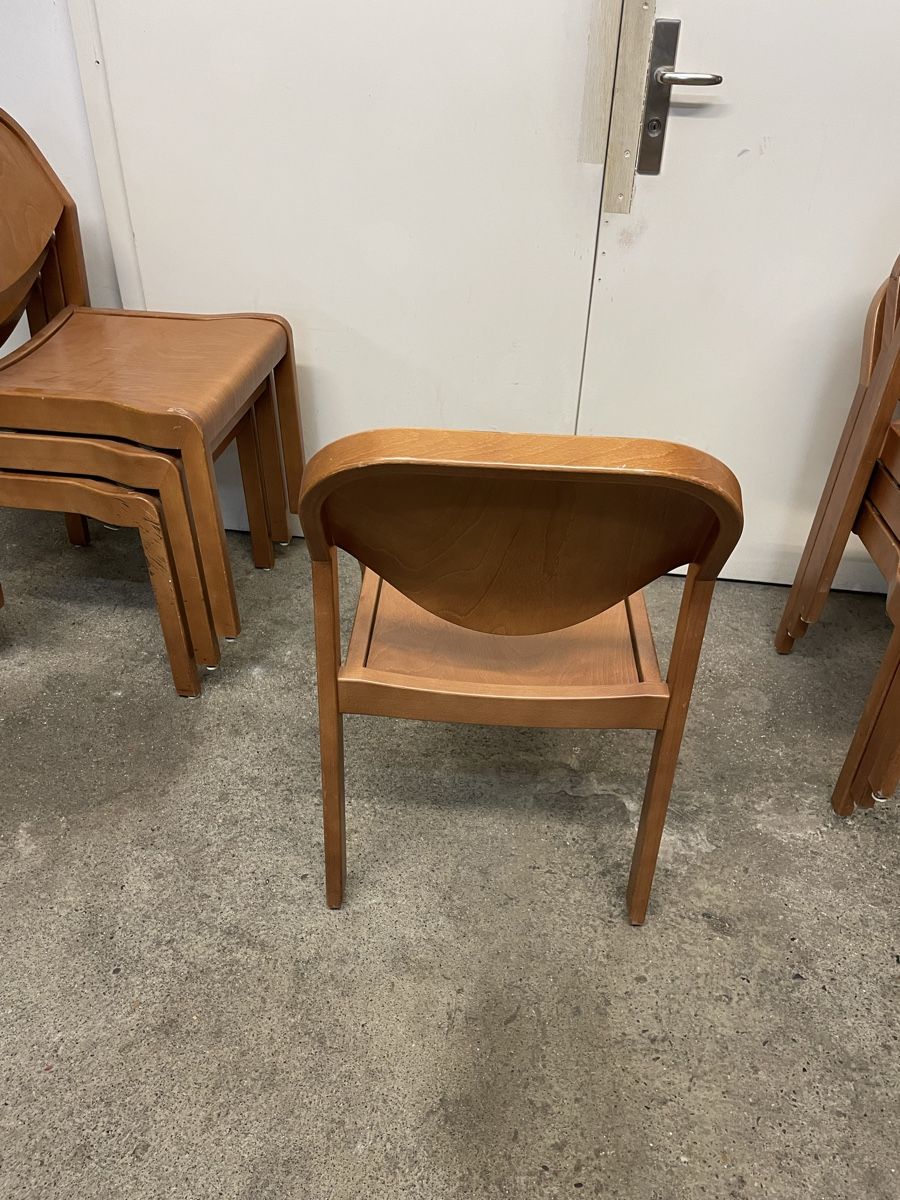 Dietiker Chaises: Stapelstuhl Quadro von Dietiker – D'occasion à Basel par M.Secondhand 2