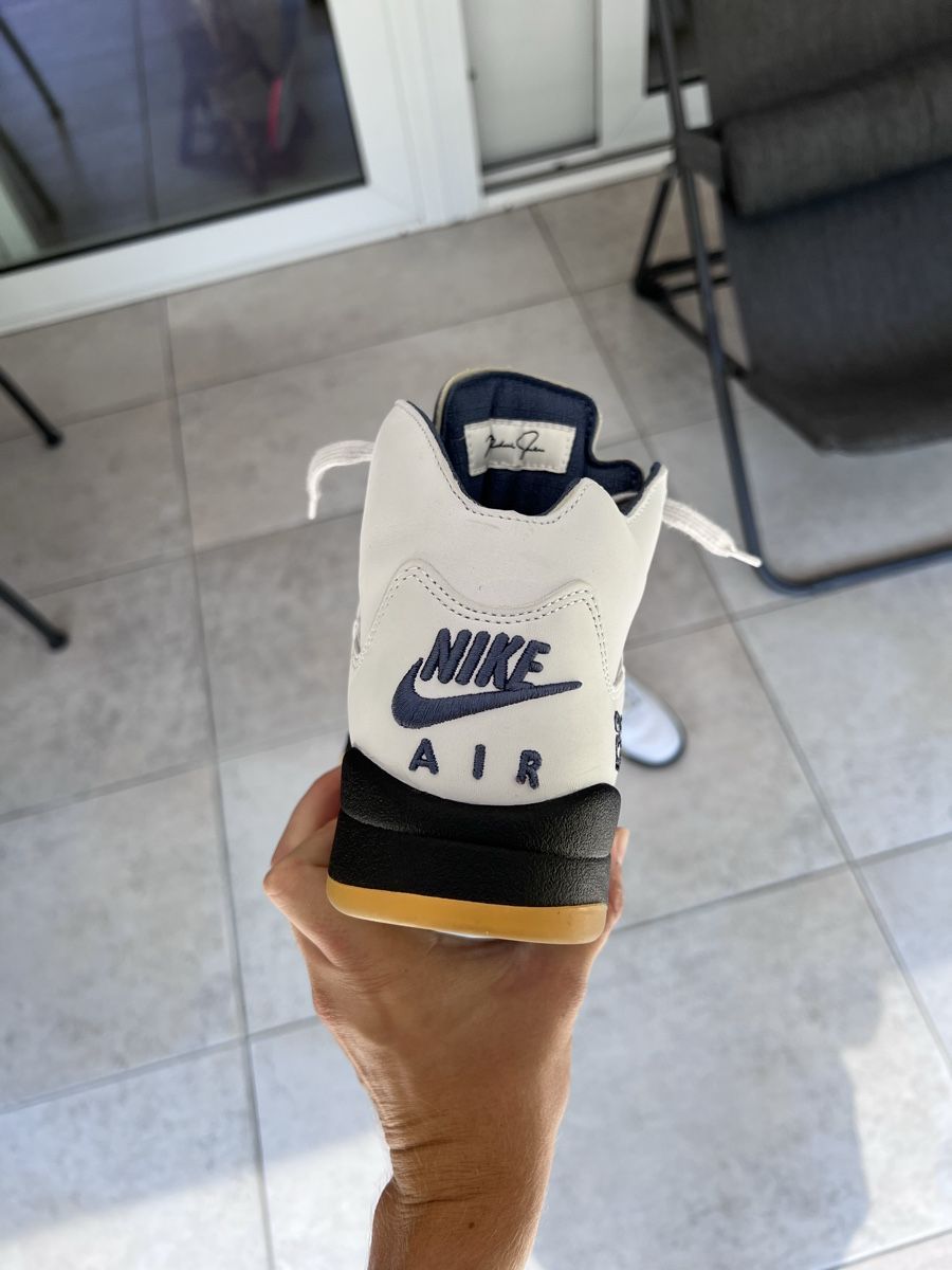 Jordan Herrenschuhe: Jordan 5 A Ma Maniére Dawn – Gebraucht aus Gordola von igo_9qdh 3