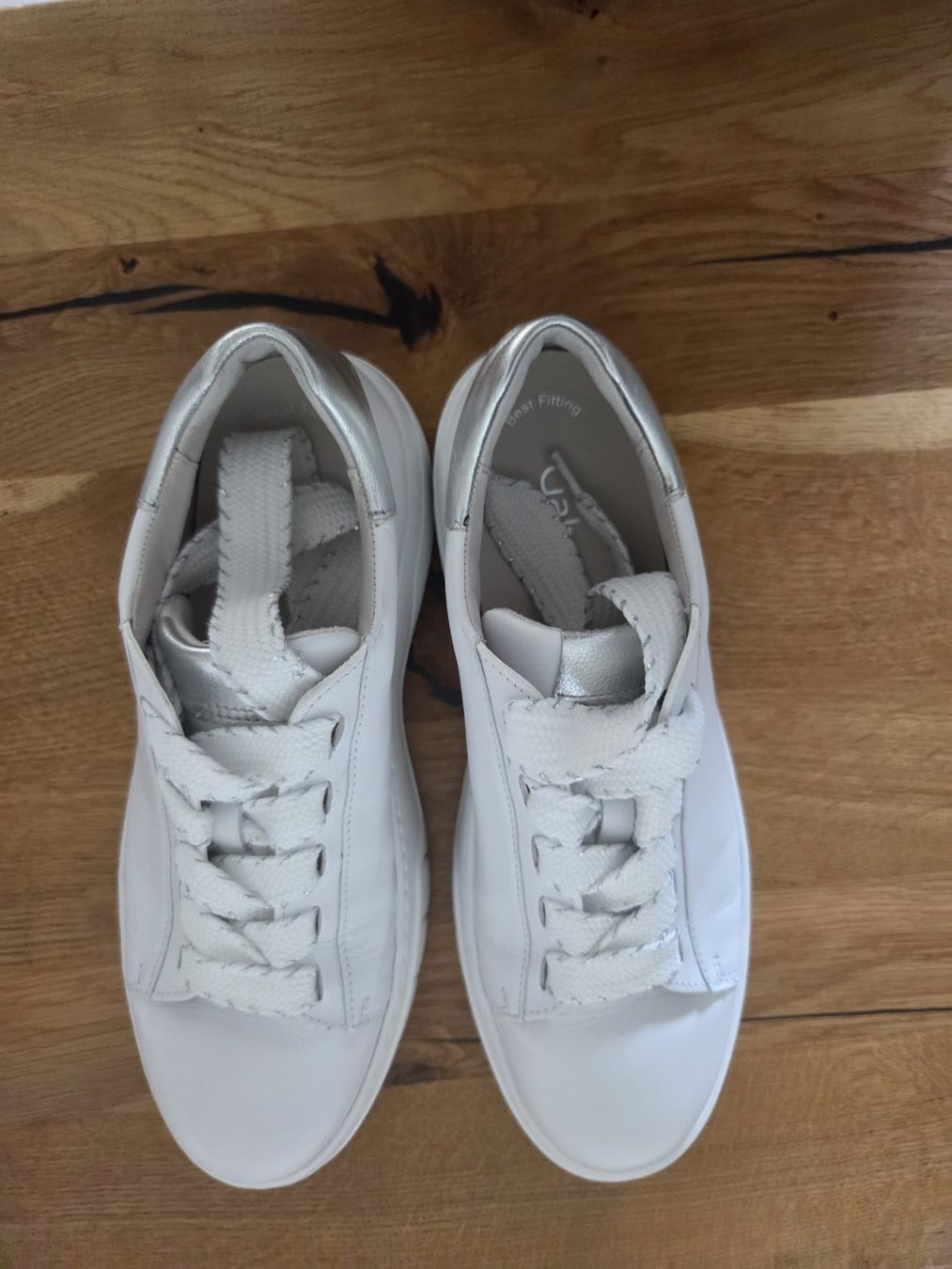 Gabor Chaussures femmes: Gebor Sneakers Weiss Gr. 40 Damen – D'occasion à Kloten par Konfuzius7 3