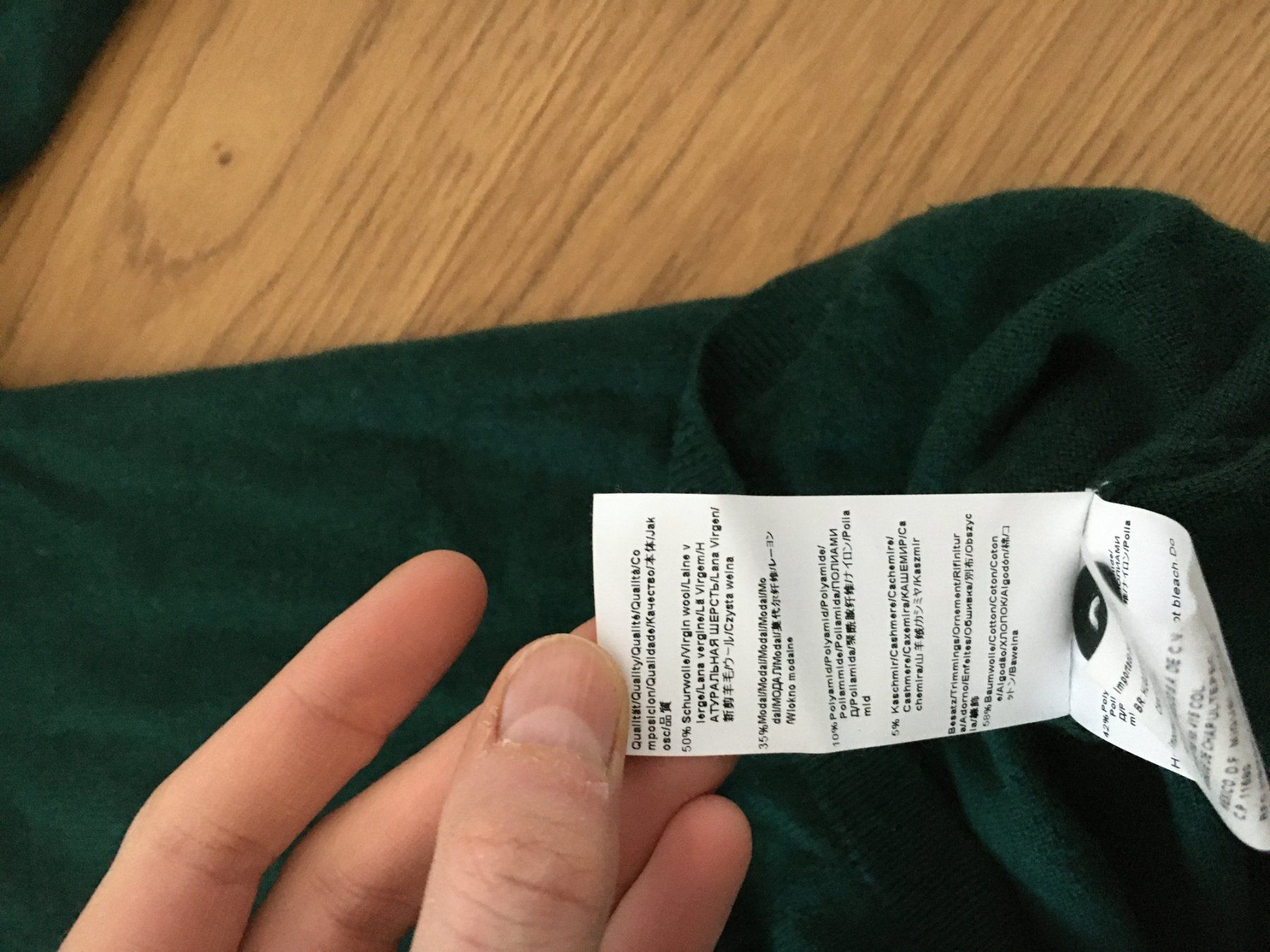 Hugo Boss Maglioni & Felpe: Hugo Boss Wollpullover, dunkelgrün – Usato da Rotkreuz venduto da Vkahlo 5