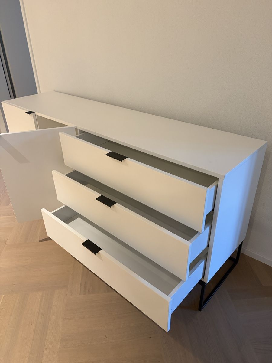 Cassettiere: Kommode weiss mit 3 Schubladen – Usato da Zürich venduto da mic_m969