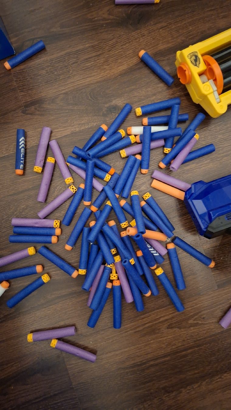 Nerf Giocattoli: 3 pistolets Nerfs – Usato da Domdidier venduto da SophieSG 4
