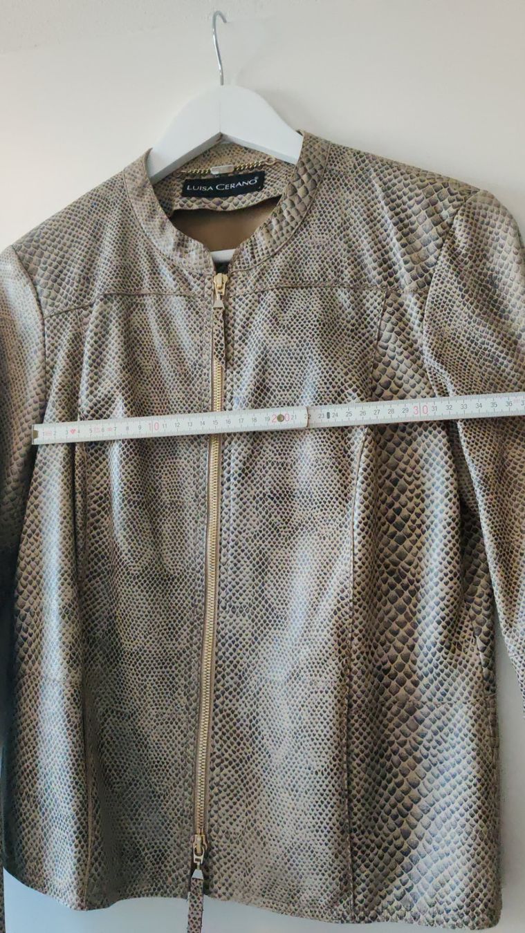 Luisa Cerano Giacche: LUISA CERANO Lammnappa-Lederjacke Schlangenoptik – Usato da St. Gallen venduto da secondhandy111 8