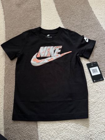 T-SHIRT NIKE