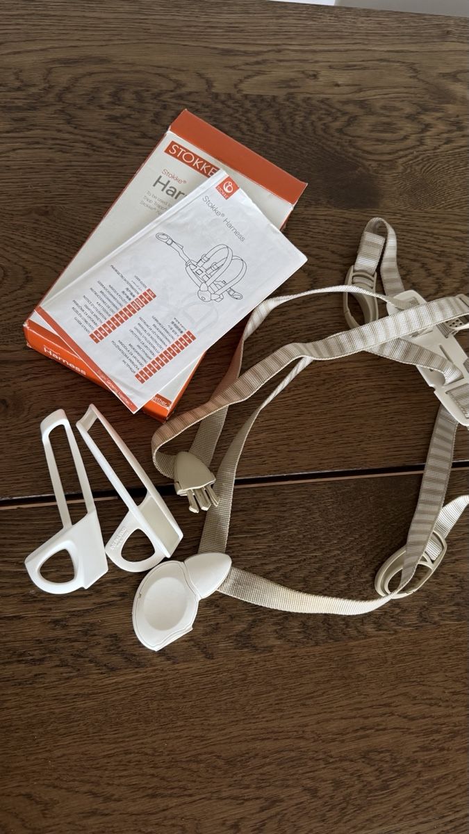 Stokke Seggioloni: Stokke Harness beige for Tripp Trapp good condition – Usato da Uetikon am See venduto da kar_r6xq