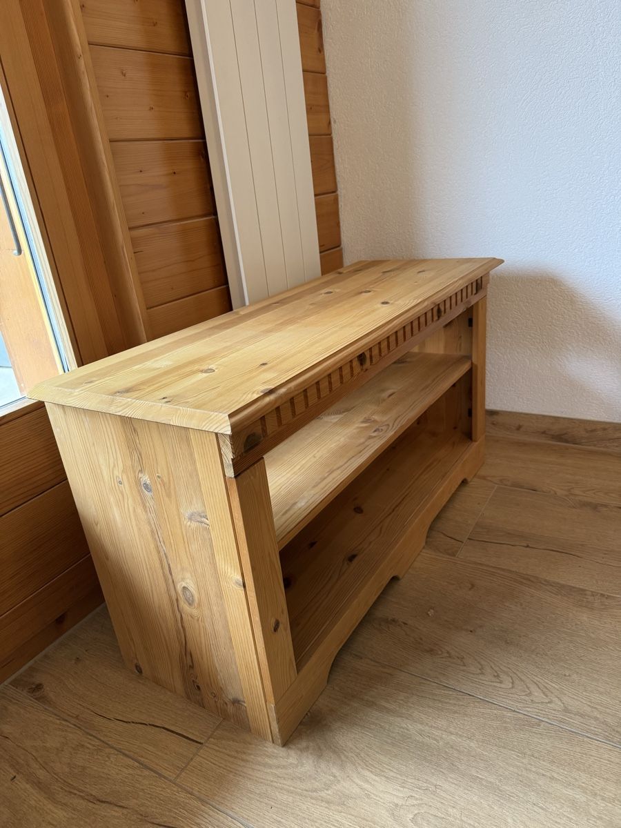 Meubles TV: TV stand solid wood furniture  – D'occasion à Oberägeri par emi_hrt6 1