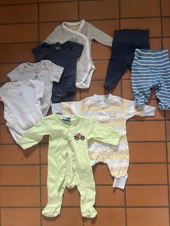 Baby clothing set 8 pieces various brands good condition
