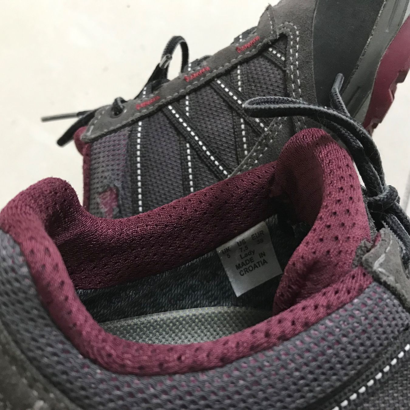 Hanwag Scarpe da donna: HANWAG GTX Wanderschuh Gr. 38 – Usato da Giubiasco venduto da baamboo 4